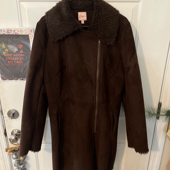 Brown suede women’s coat - Picture 2 of 7